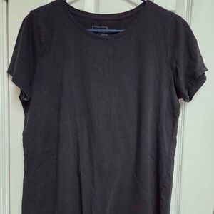 Sonoma Womens medium black short sleeve crewneck tshirt like new